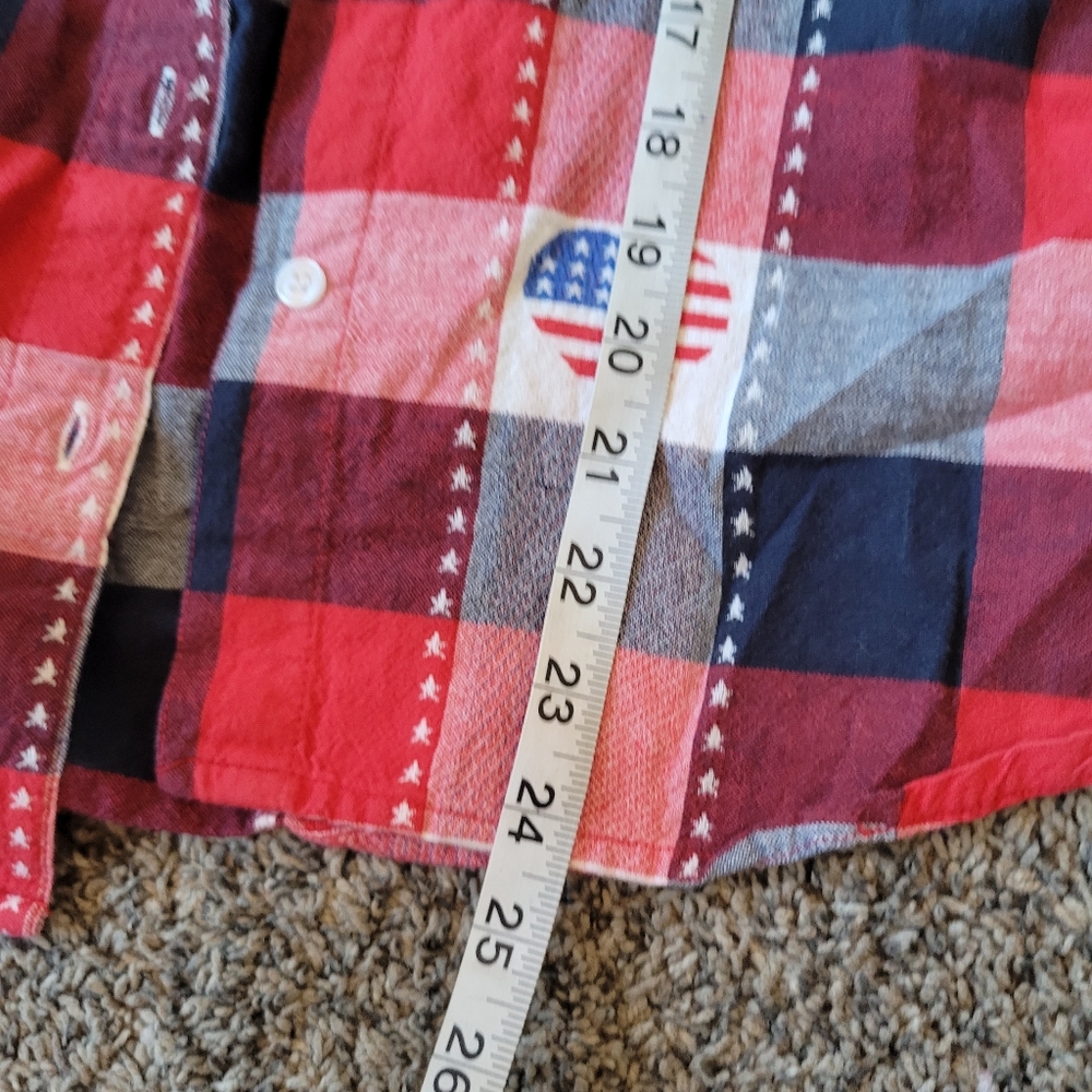 Collections etc heart flag button down. - Picture 4 of 8